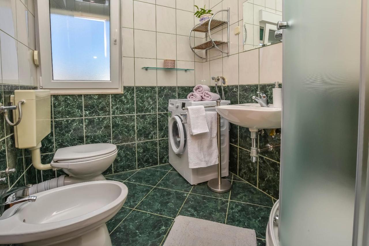 Apartments Anka Рогозница Екстериор снимка