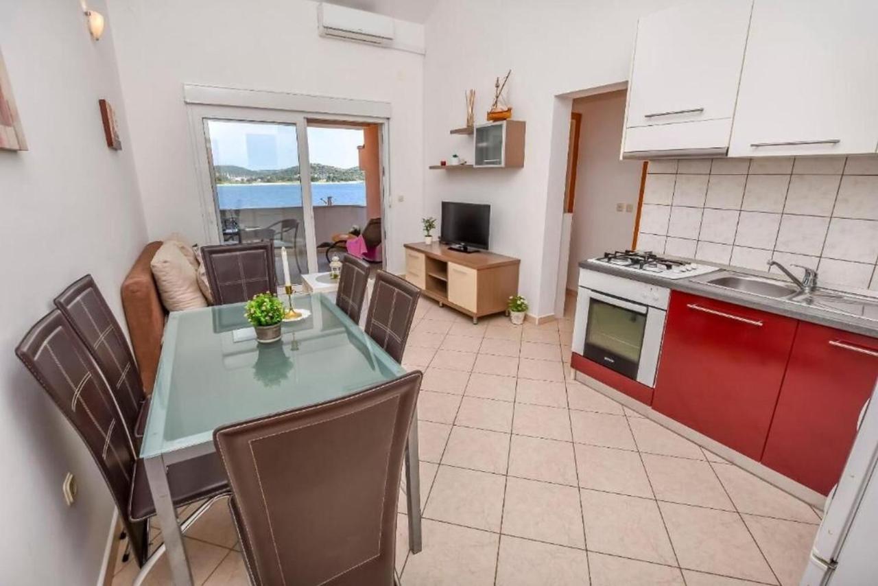 Apartments Anka Рогозница Екстериор снимка