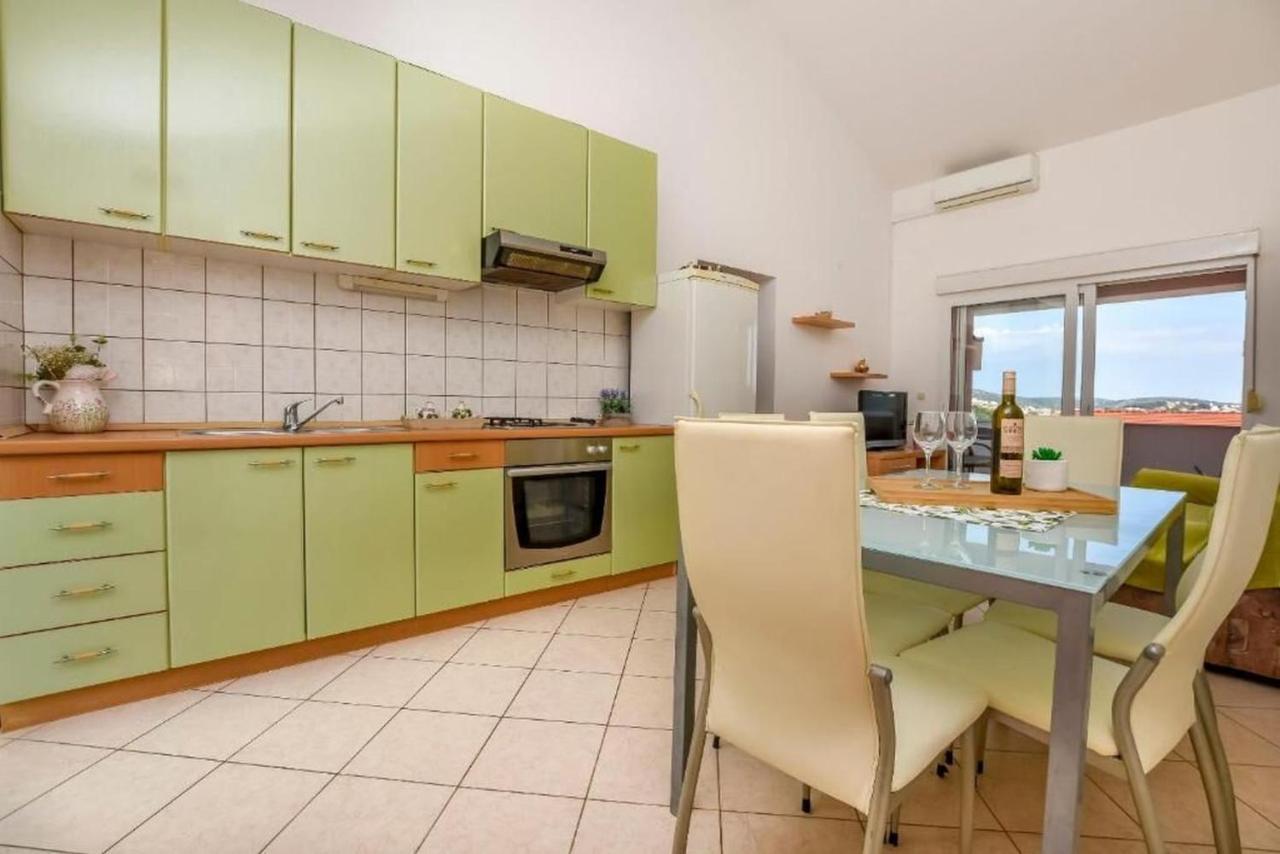 Apartments Anka Рогозница Екстериор снимка